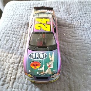 2001 Jeff Gordon Dupont Looney Tunes Monte Carlo 400 ChromoLusion 1:24 scale